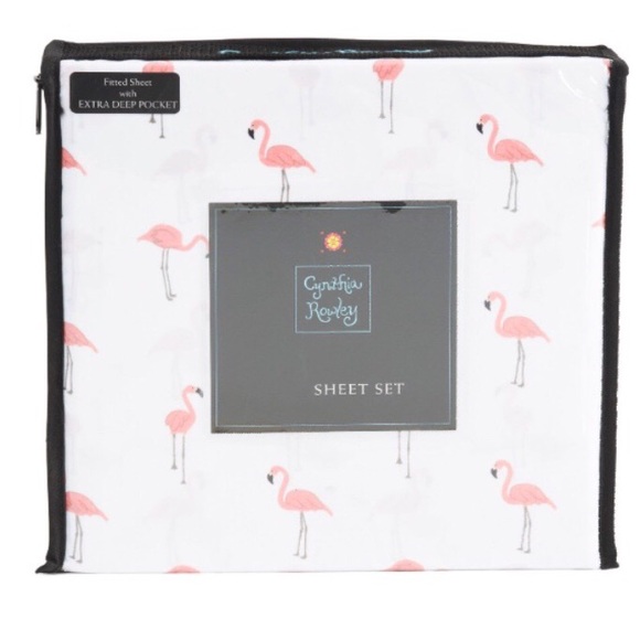 Cynthia Rowley White & Pink Flamingo Queen Sheets - Picture 6 of 8